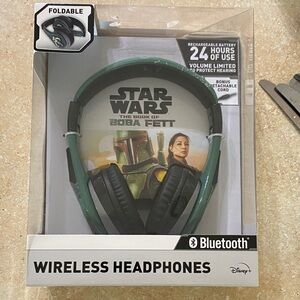 Star Wars Boba Fett Wireless Headphones - Black and Green—- New